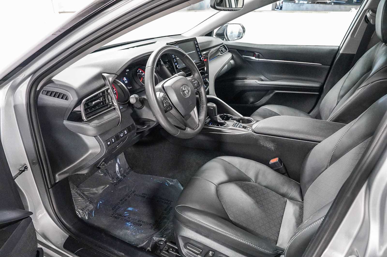 Used 2024 Toyota Camry XSE w/ Blackout Package (TMS) FWD image 17