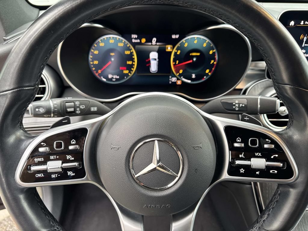 Used 2022 Mercedes-Benz GLC 300 4MATIC image 27