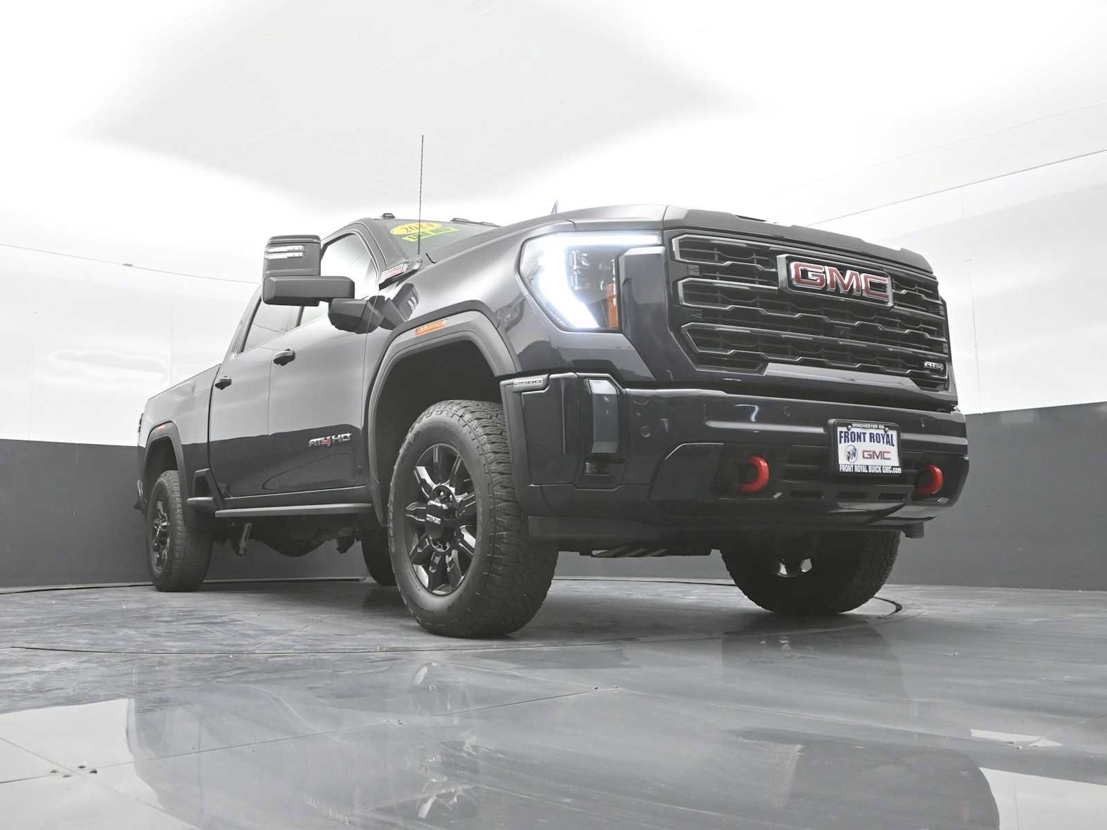 Used 2024 GMC Sierra 2500 AT4 w/ AT4 Premium Plus Package AWD/4WD image 36