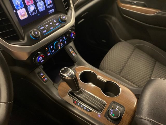 Used 2017 GMC Acadia SLE w/ Driver Alert Package I FWD image 15