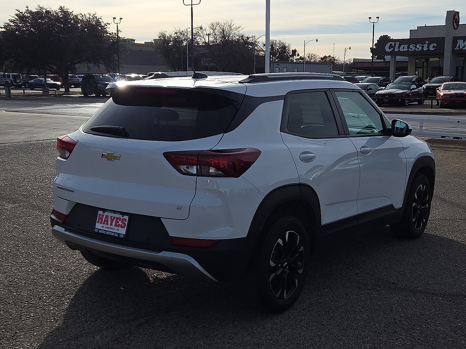 Used 2023 Chevrolet TrailBlazer LT image 4