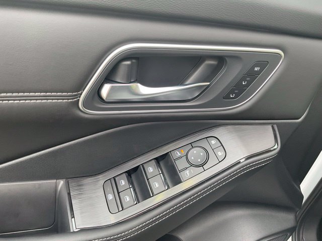 New 2026 Nissan Rogue Platinum AWD/4WD image 12