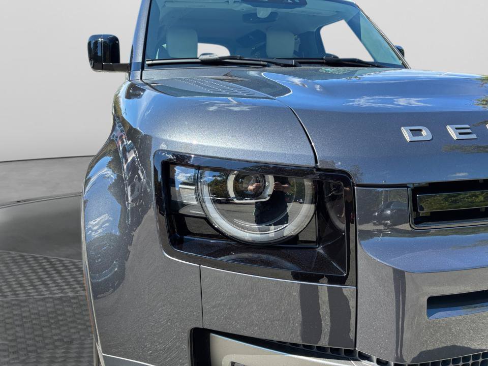 New 2026 Land Rover Defender 110 S AWD/4WD image 24