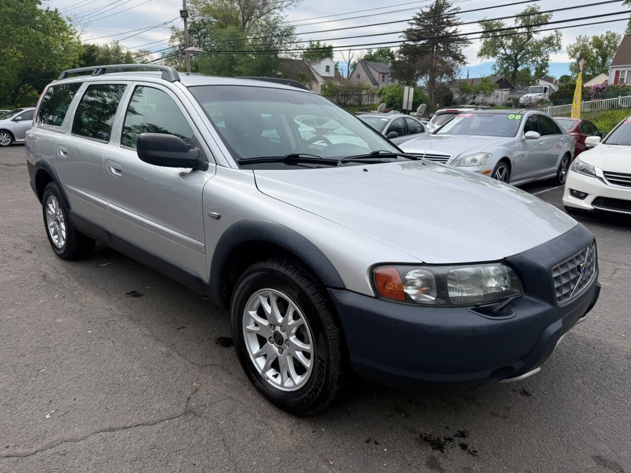 Used 2004 Volvo V70 AWD/4WD image 3