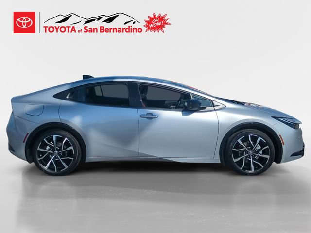 New 2026 Toyota Prius Plug-In Hybrid FWD image 6