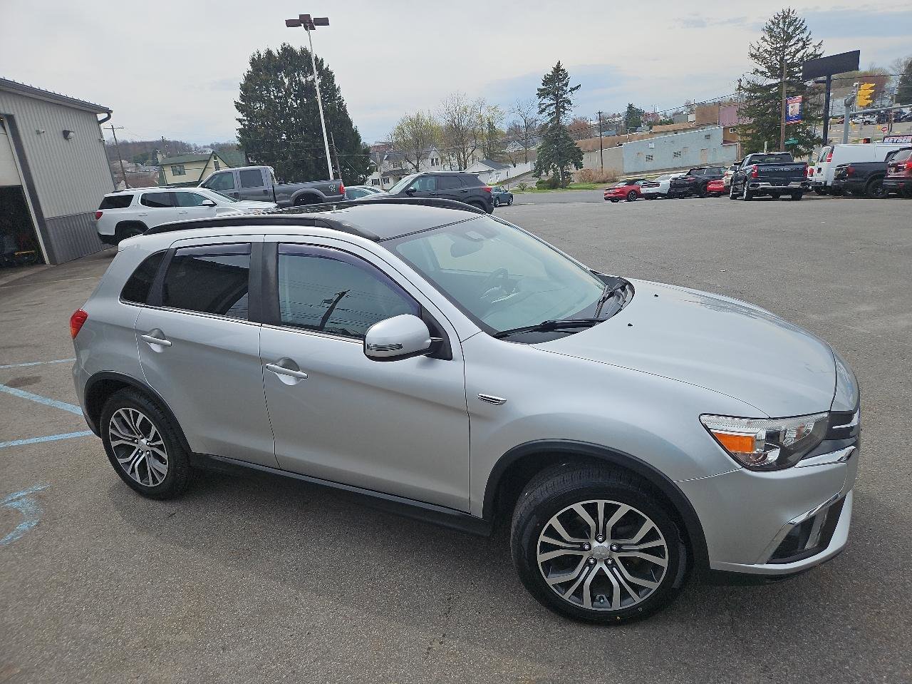 Used 2018 Mitsubishi Outlander Sport SEL AWD/4WD image 39