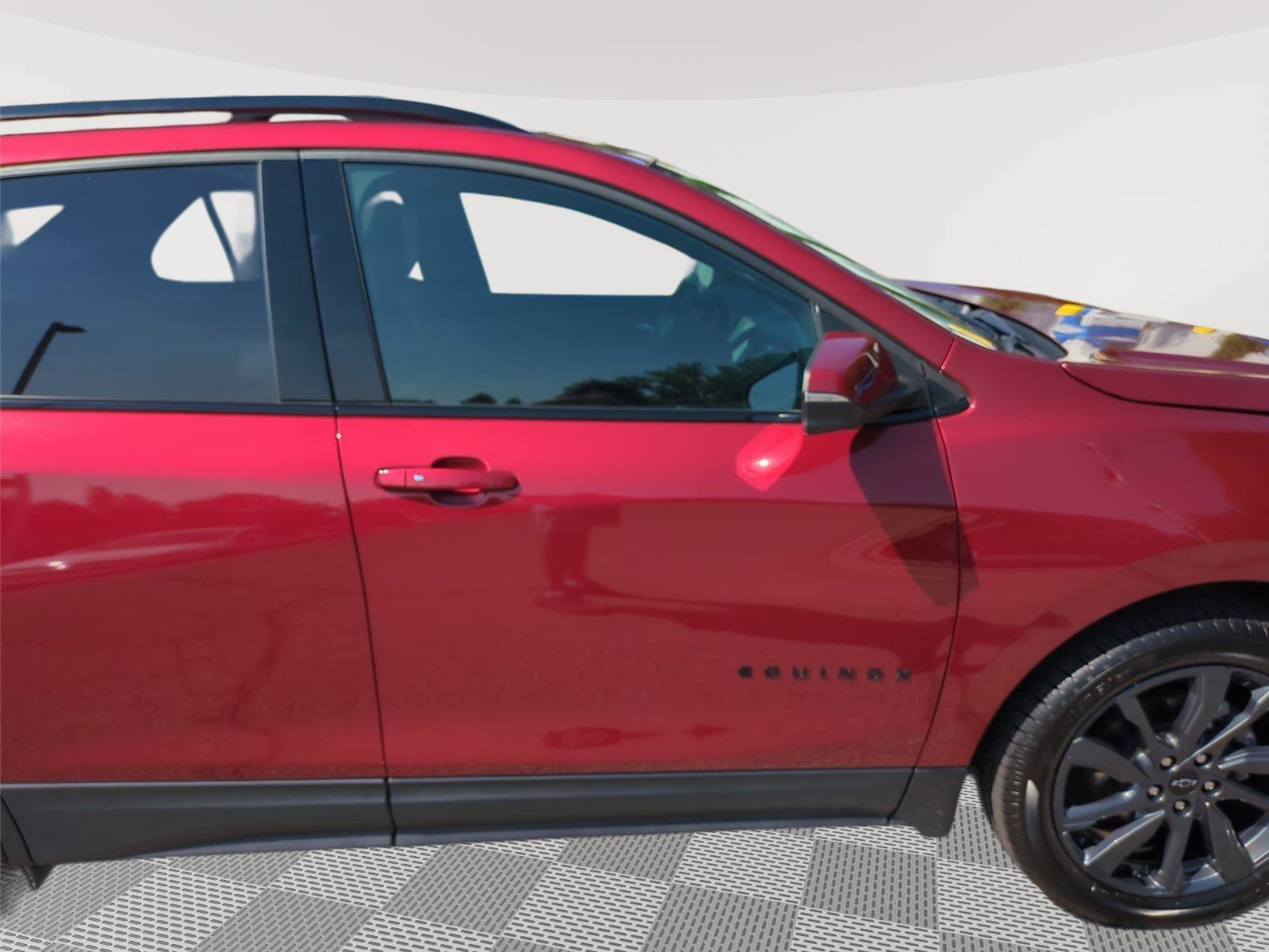 Used 2024 Chevrolet Equinox RS w/ RS Leather Package FWD image 34