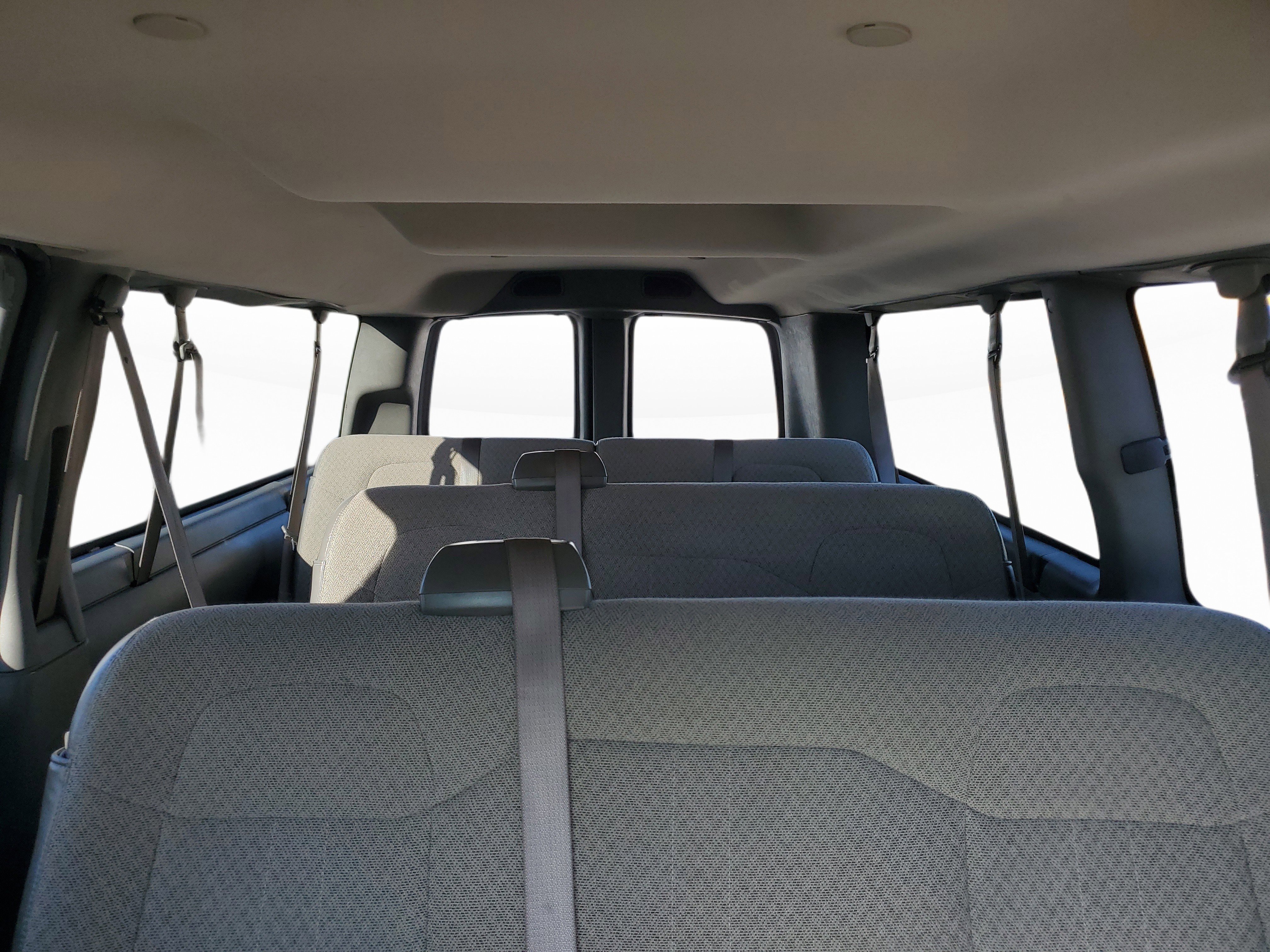 Used 2023 Chevrolet Express 3500 LS image 27