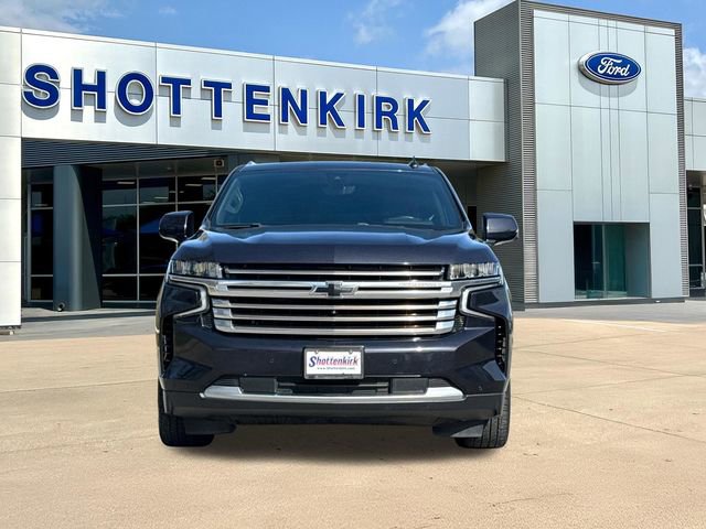 Used 2022 Chevrolet Suburban High Country AWD/4WD image 2