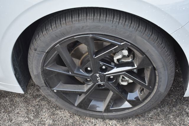 Used 2026 Kia K5 GT-Line image 11