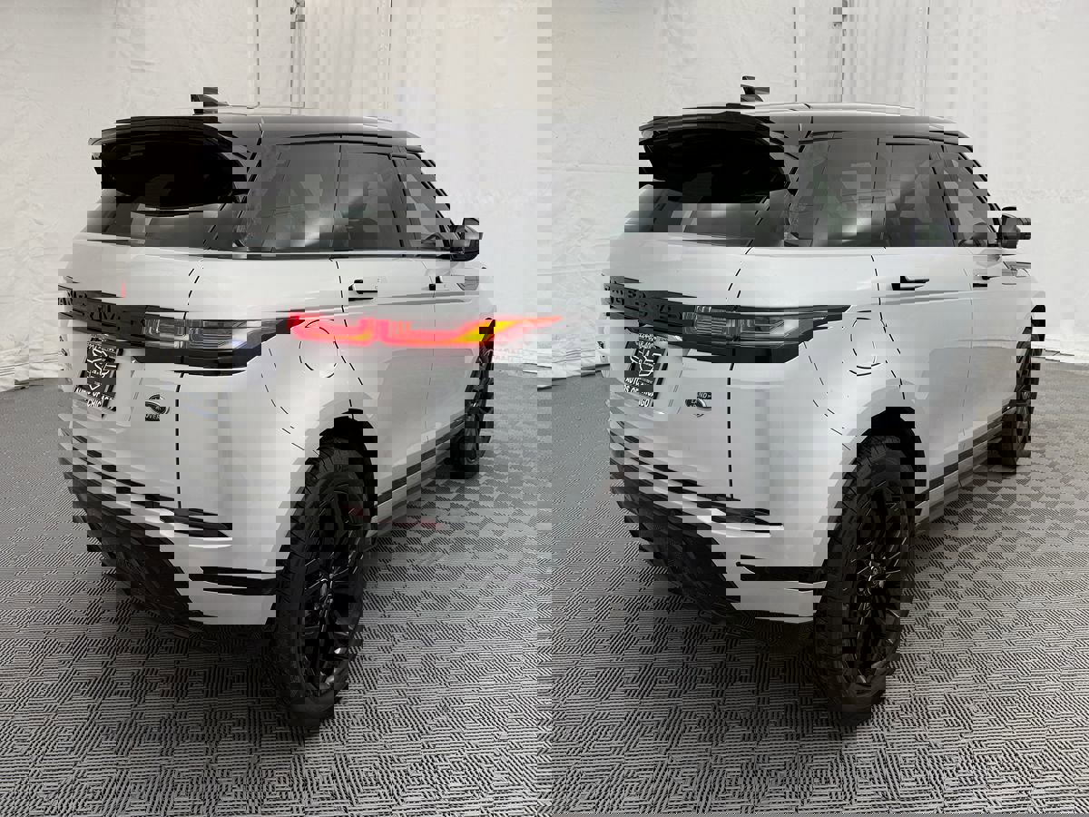 Used 2020 Land Rover Range Rover Evoque R-Dynamic SE image 4
