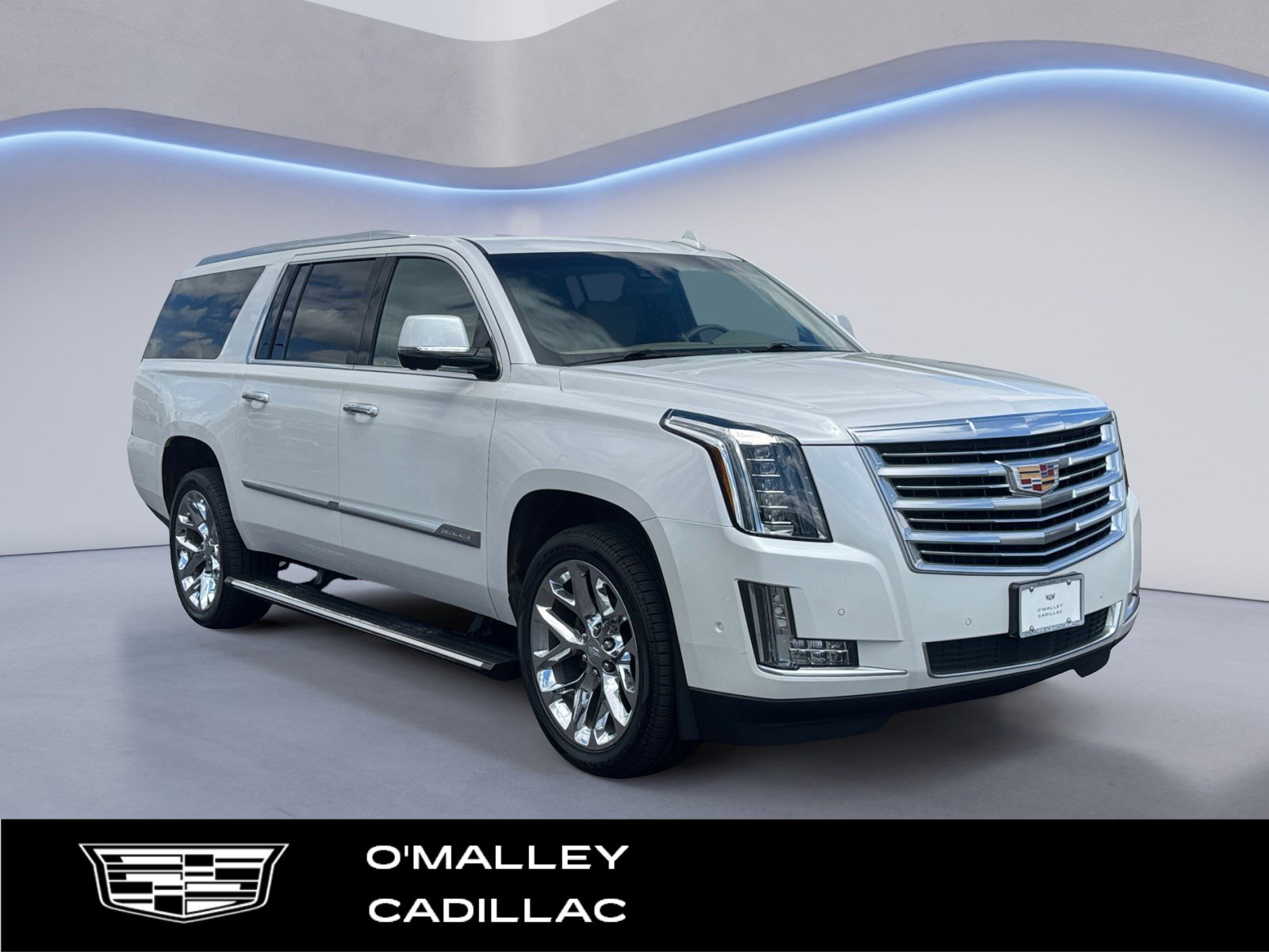Used 2019 Cadillac Escalade ESV Platinum AWD/4WD image 7