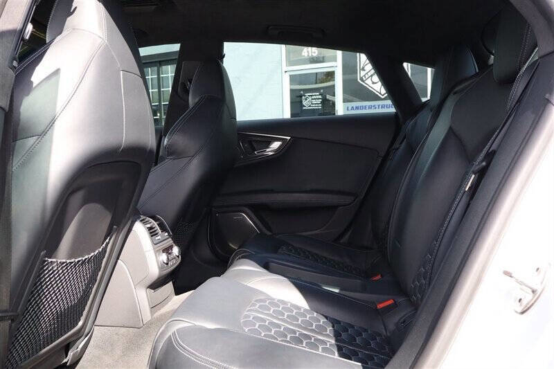 Used 2015 Audi RS 7 Prestige w/ Carbon-Optic Package image 24