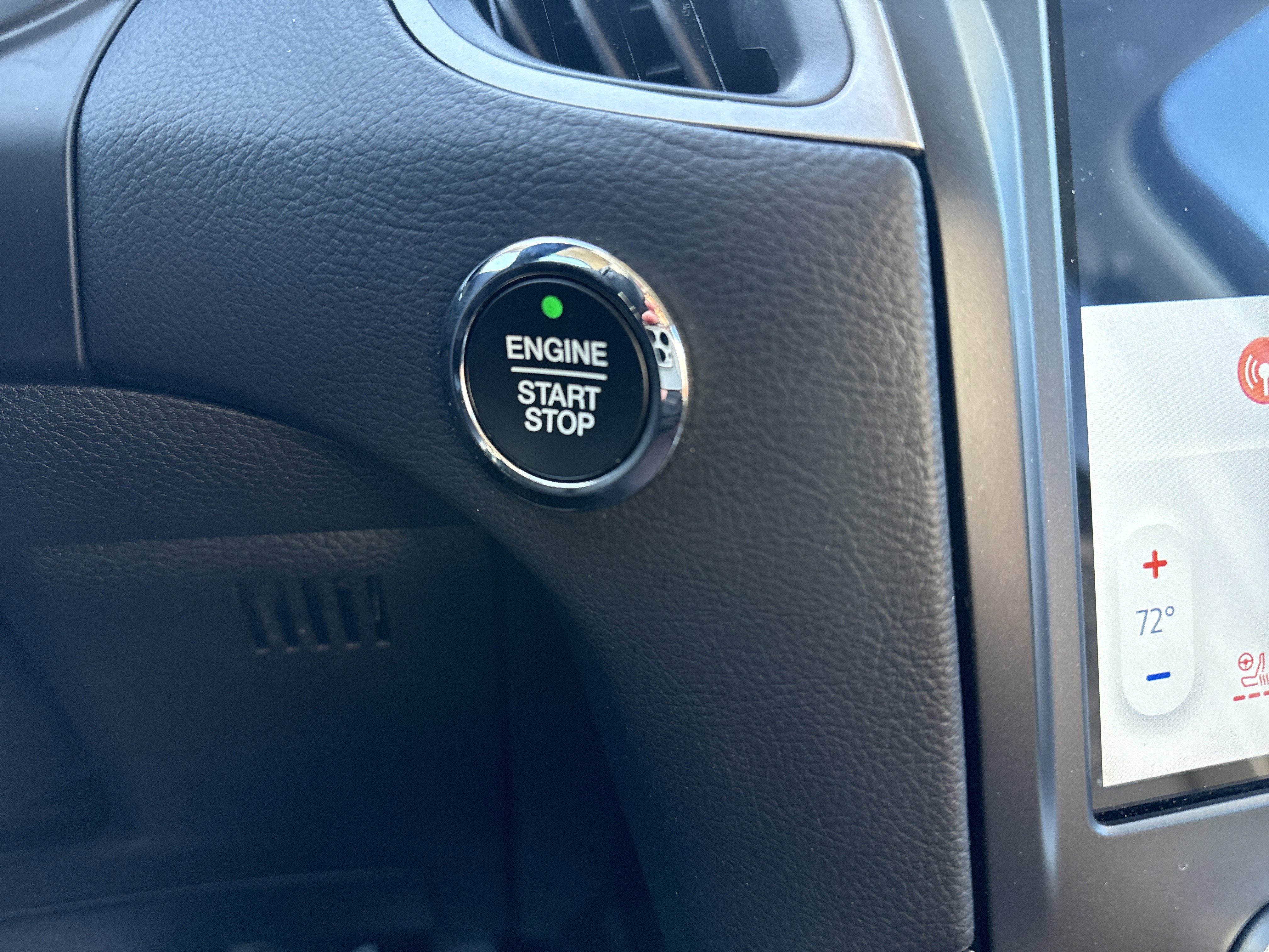 Used 2024 Ford Edge SEL w/ Convenience Package image 22