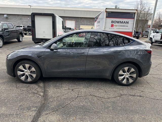 Used 2023 Tesla Model Y Long Range image 3