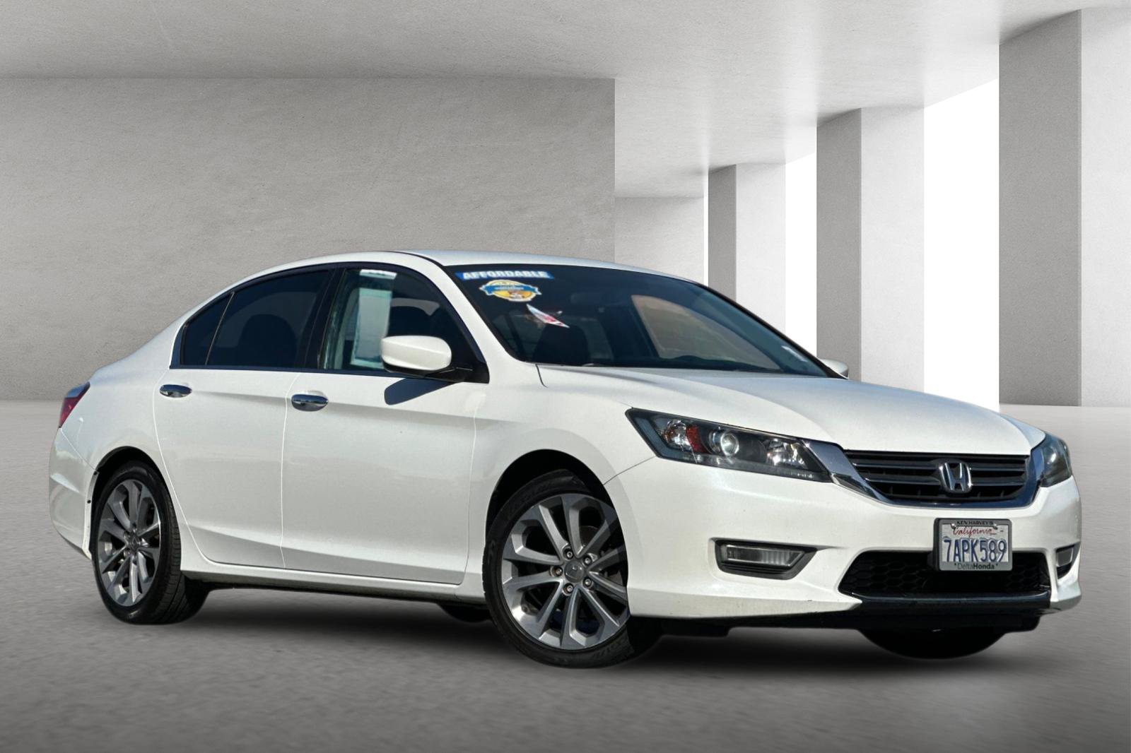 Used 2013 Honda Accord Sport image 2