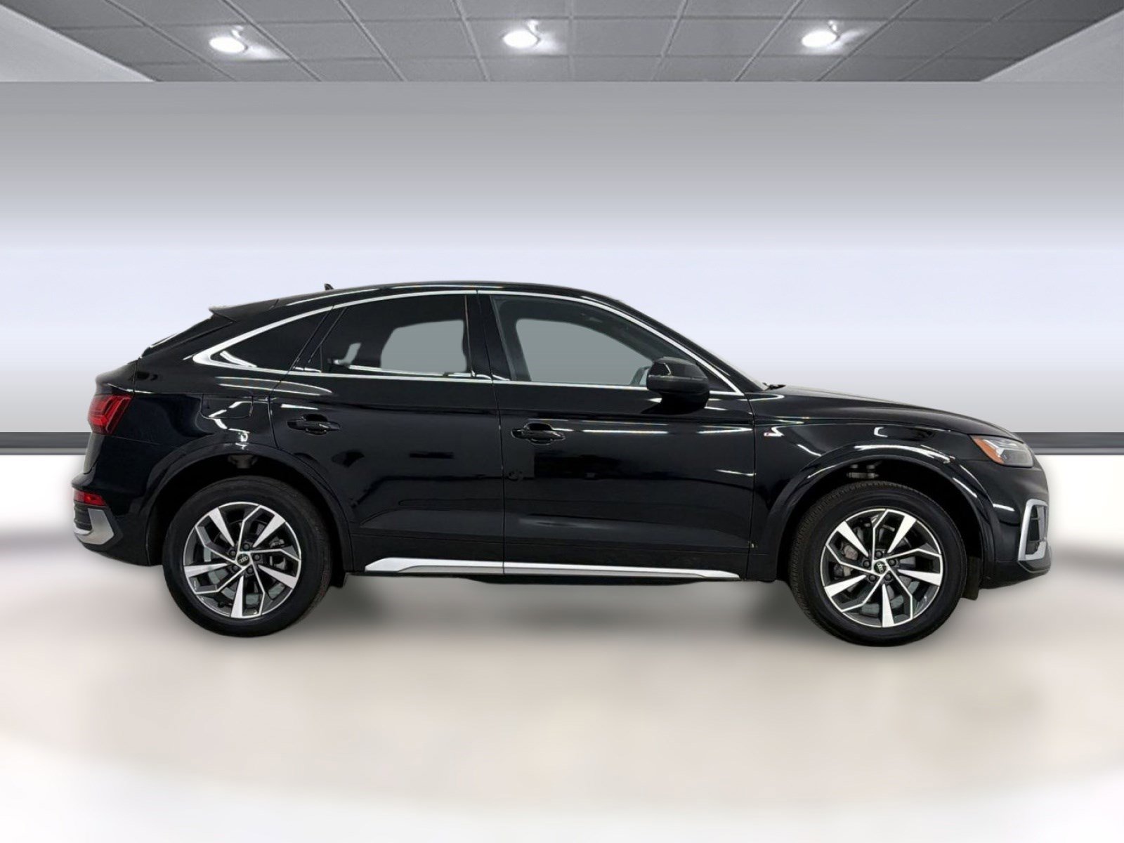 Certified 2023 Audi Q5 2.0T Premium Plus w/ Premium Plus Package AWD/4WD image 8