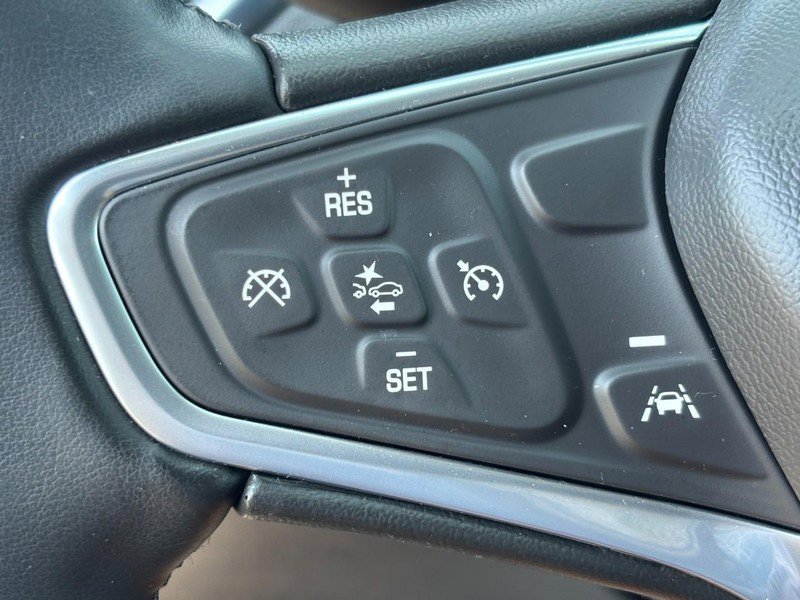 Used 2023 Chevrolet Equinox LT image 17