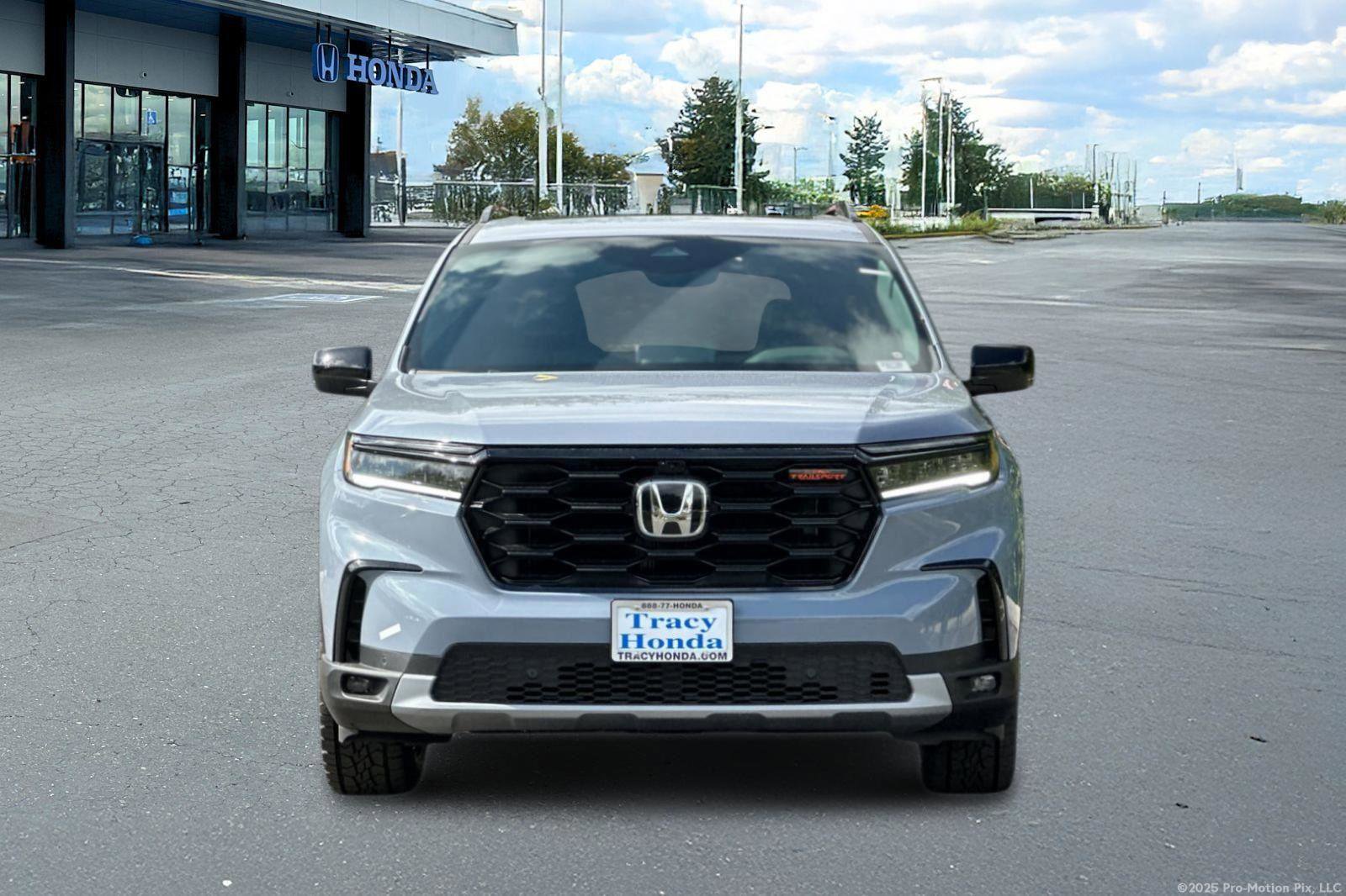 New 2025 Honda Pilot TrailSport image 6