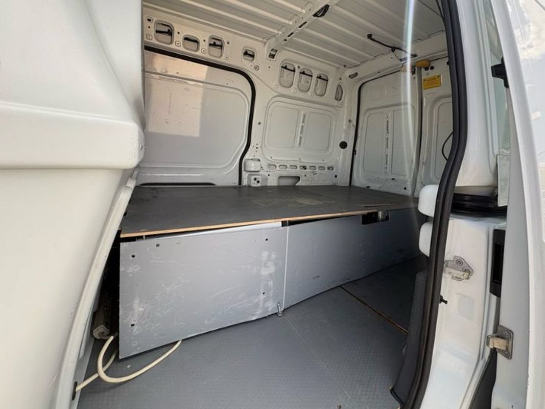Used 2012 Ford Transit Connect XL FWD image 31