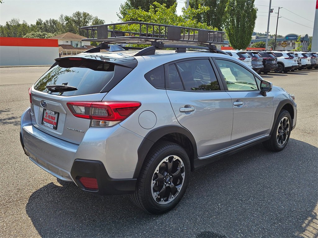 Used 2022 Subaru Crosstrek 2.0i Premium image 5