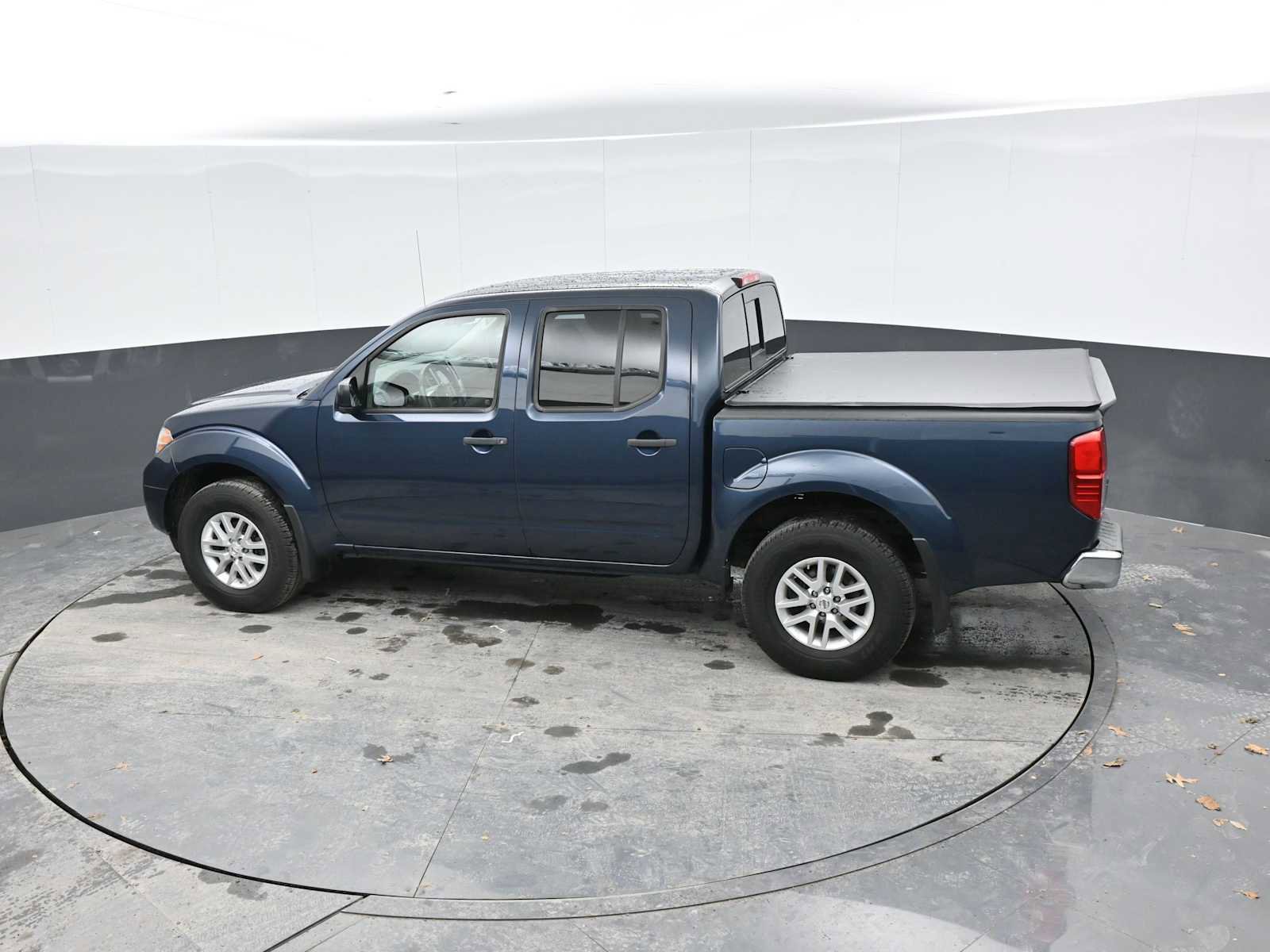 Used 2019 Nissan Frontier SV image 32