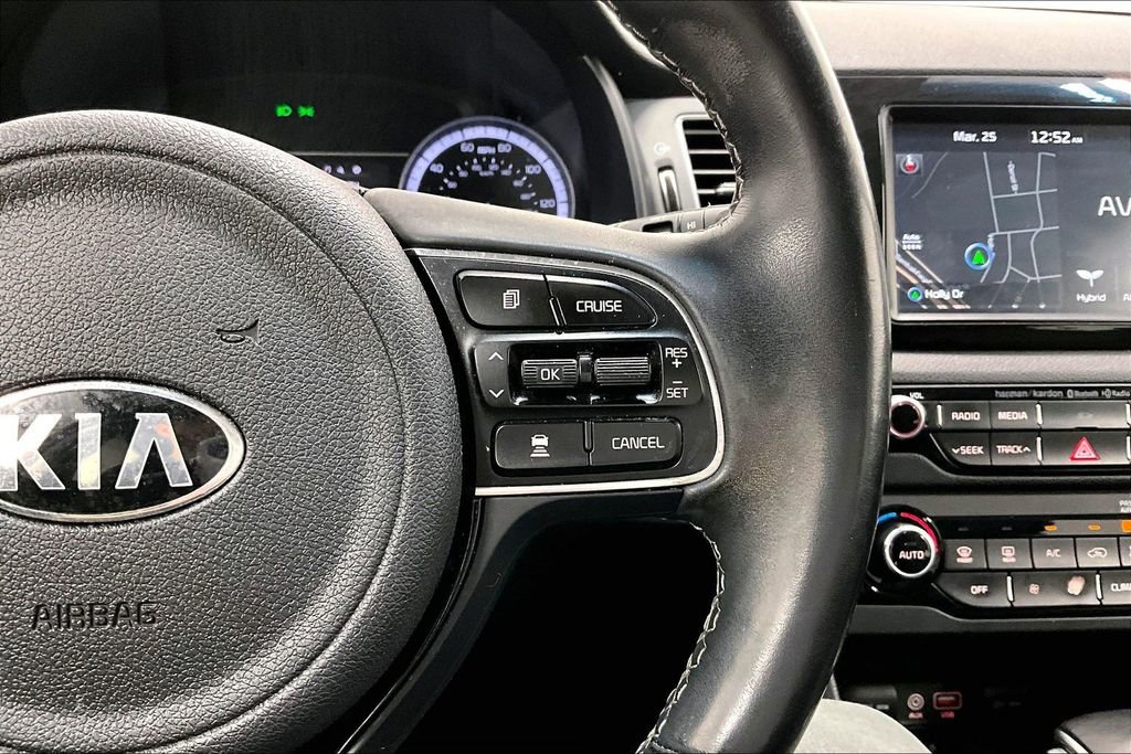 Used 2019 Kia Niro Touring image 25