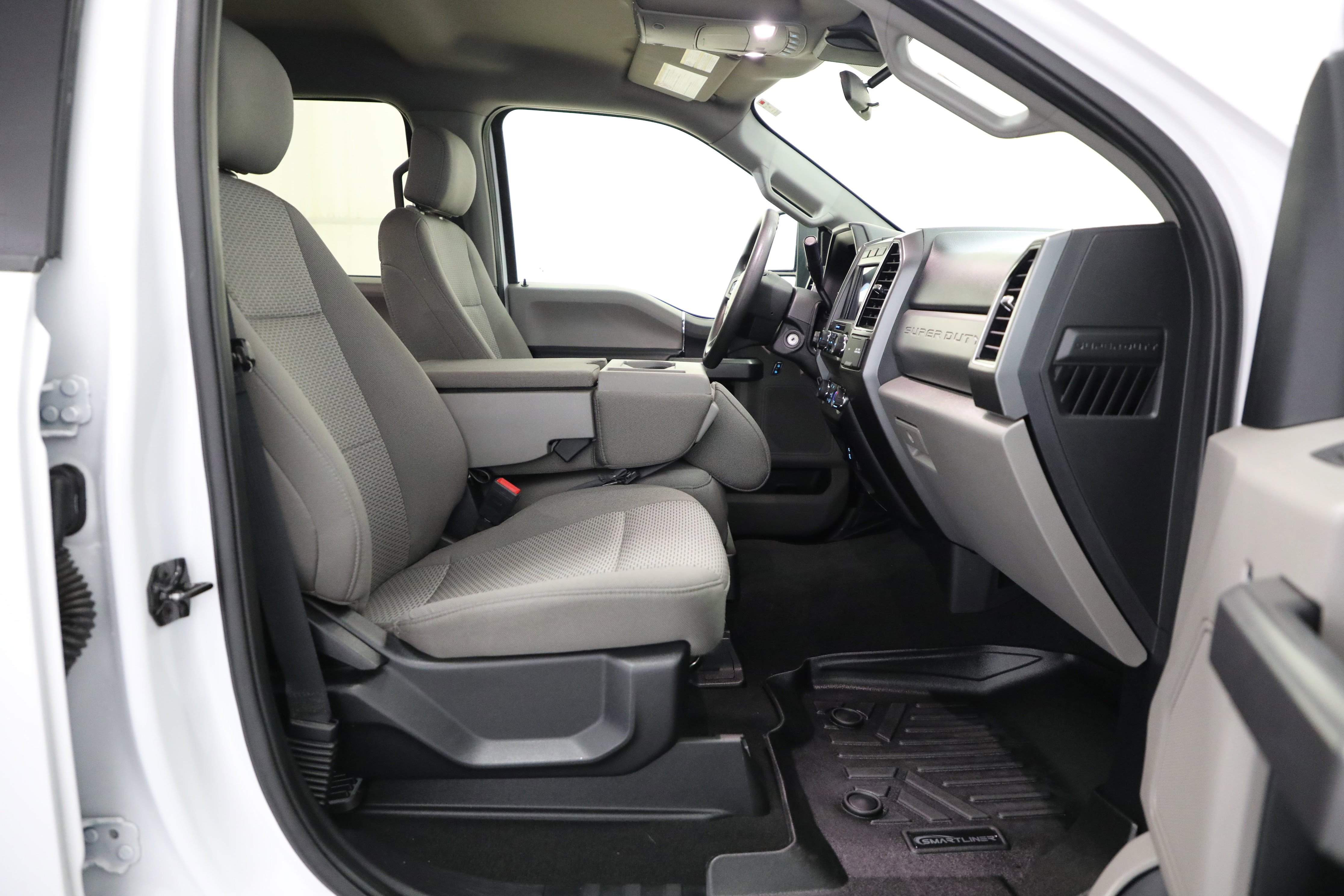 Used 2020 Ford F250 XLT image 11