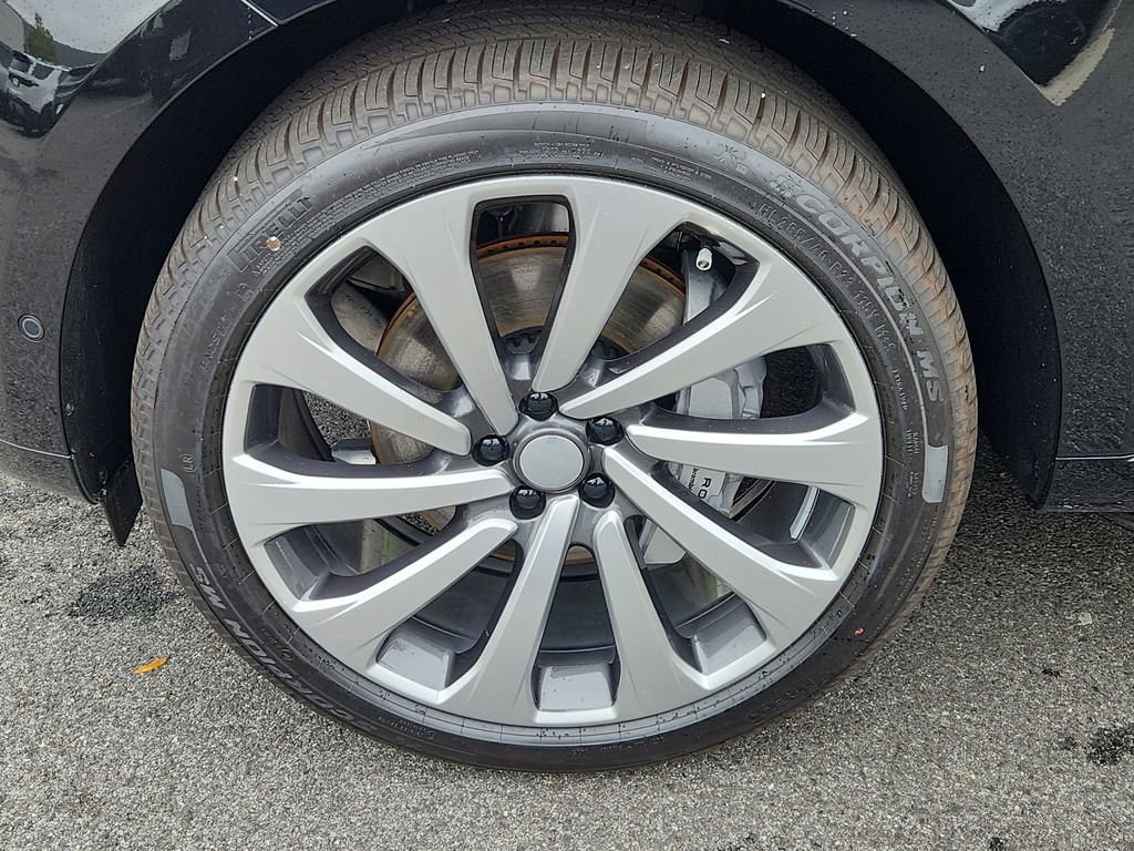 New 2025 Land Rover Range Rover SE image 9