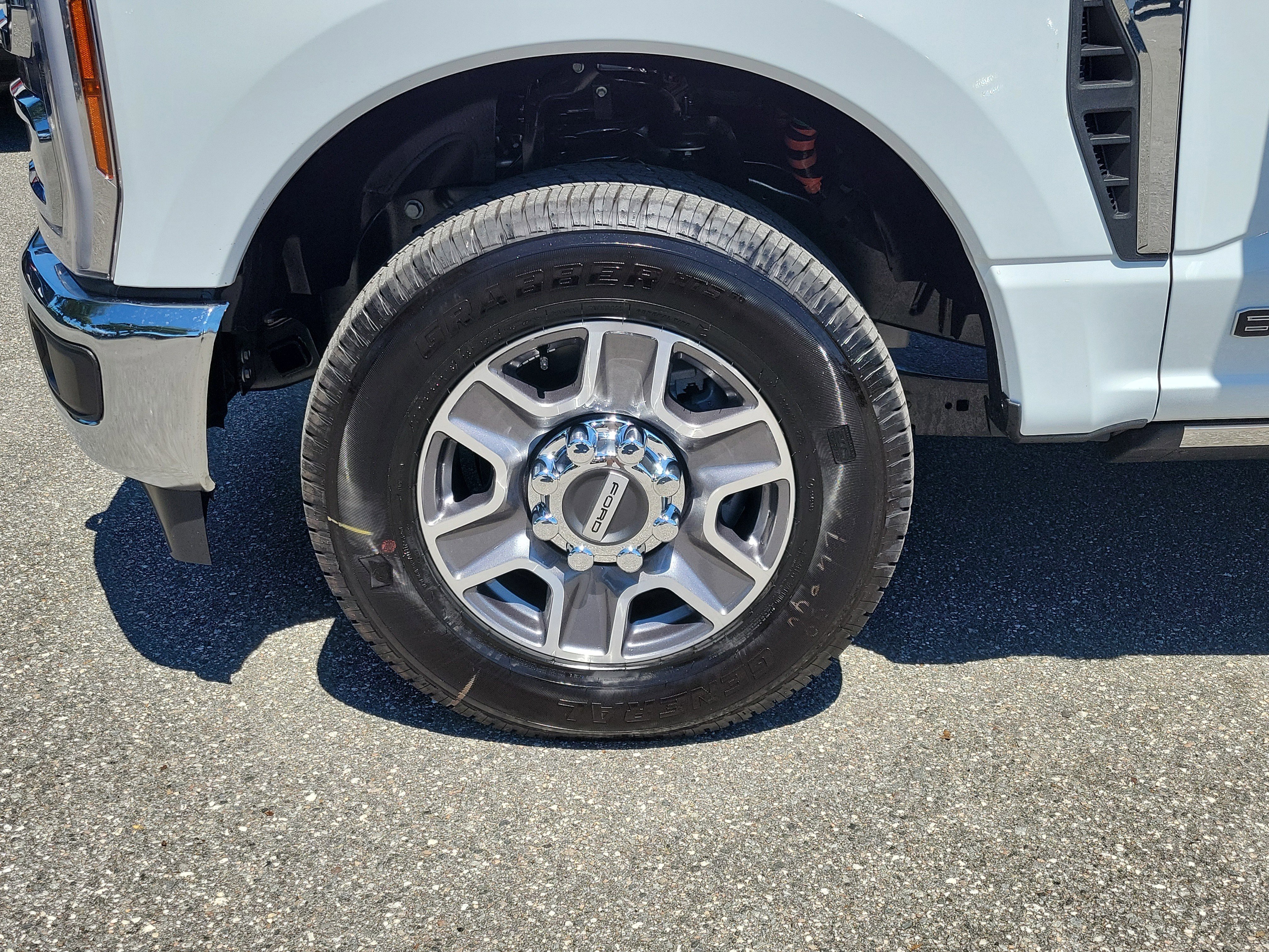 New 2026 Ford F250 Lariat image 8