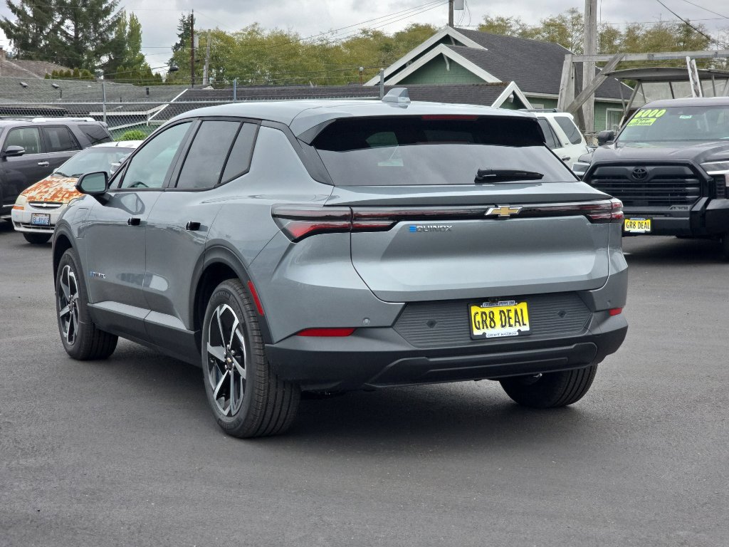 New 2026 Chevrolet Equinox EV LT image 4