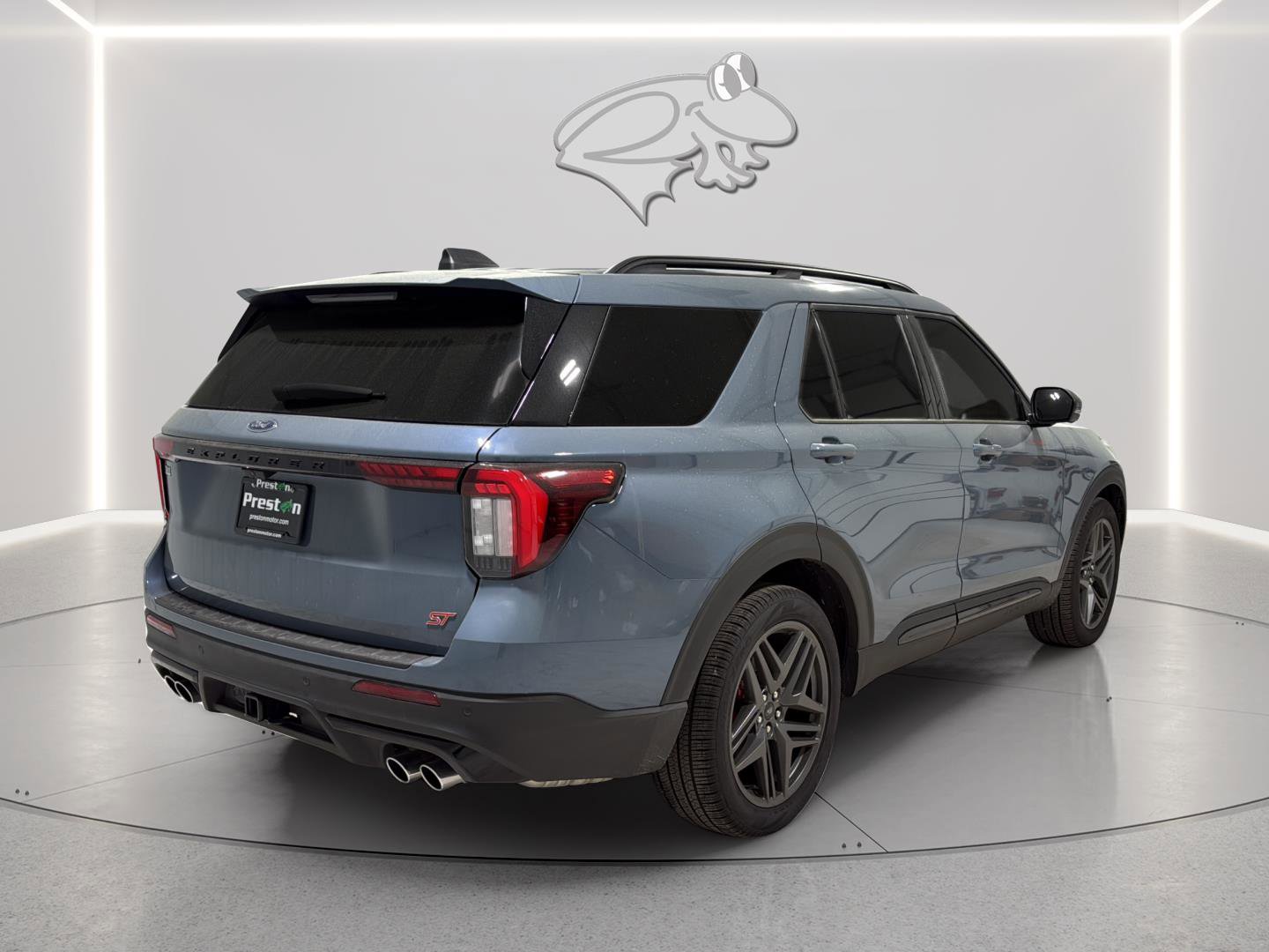 Used 2025 Ford Explorer ST w/ Sun And Sound Package image 5