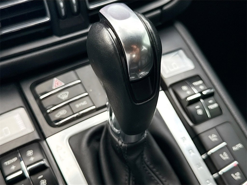 Used 2021 Porsche Macan S image 18