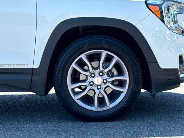 Used 2024 GMC Terrain SLT AWD/4WD image 7