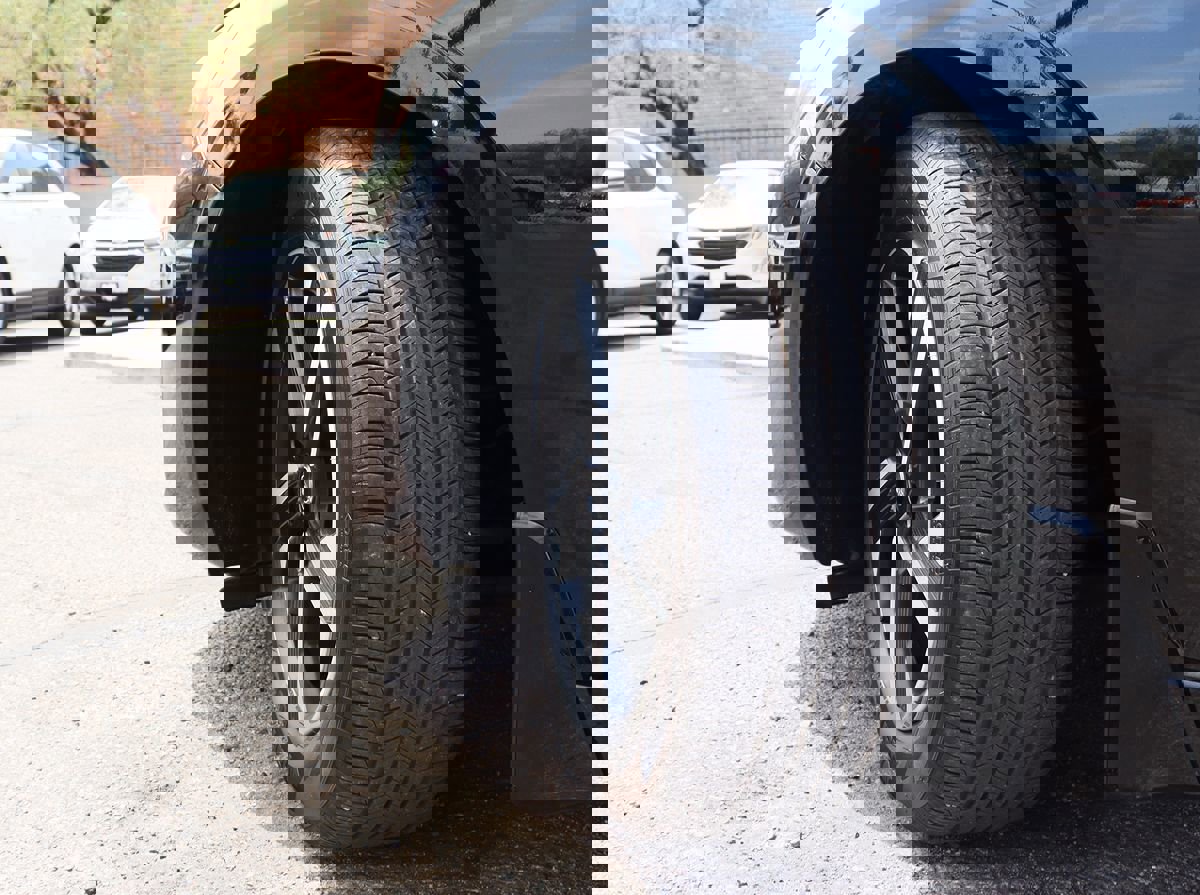 Used 2025 Nissan Sentra SV image 6