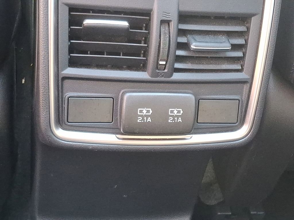 Used 2019 Subaru Forester Limited image 11