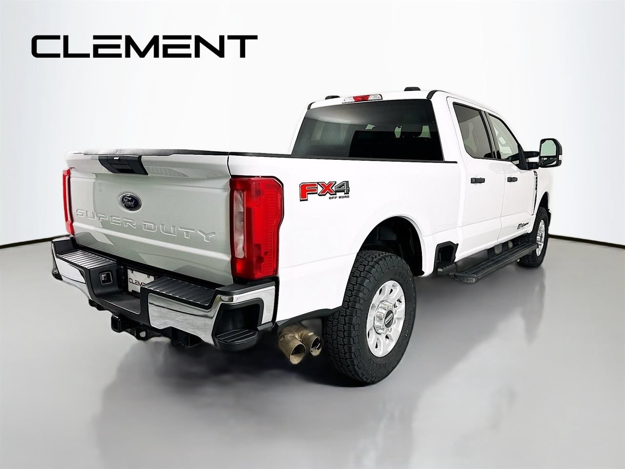 Certified 2024 Ford F250 XLT w/ FX4 Off-Road Package AWD/4WD image 7