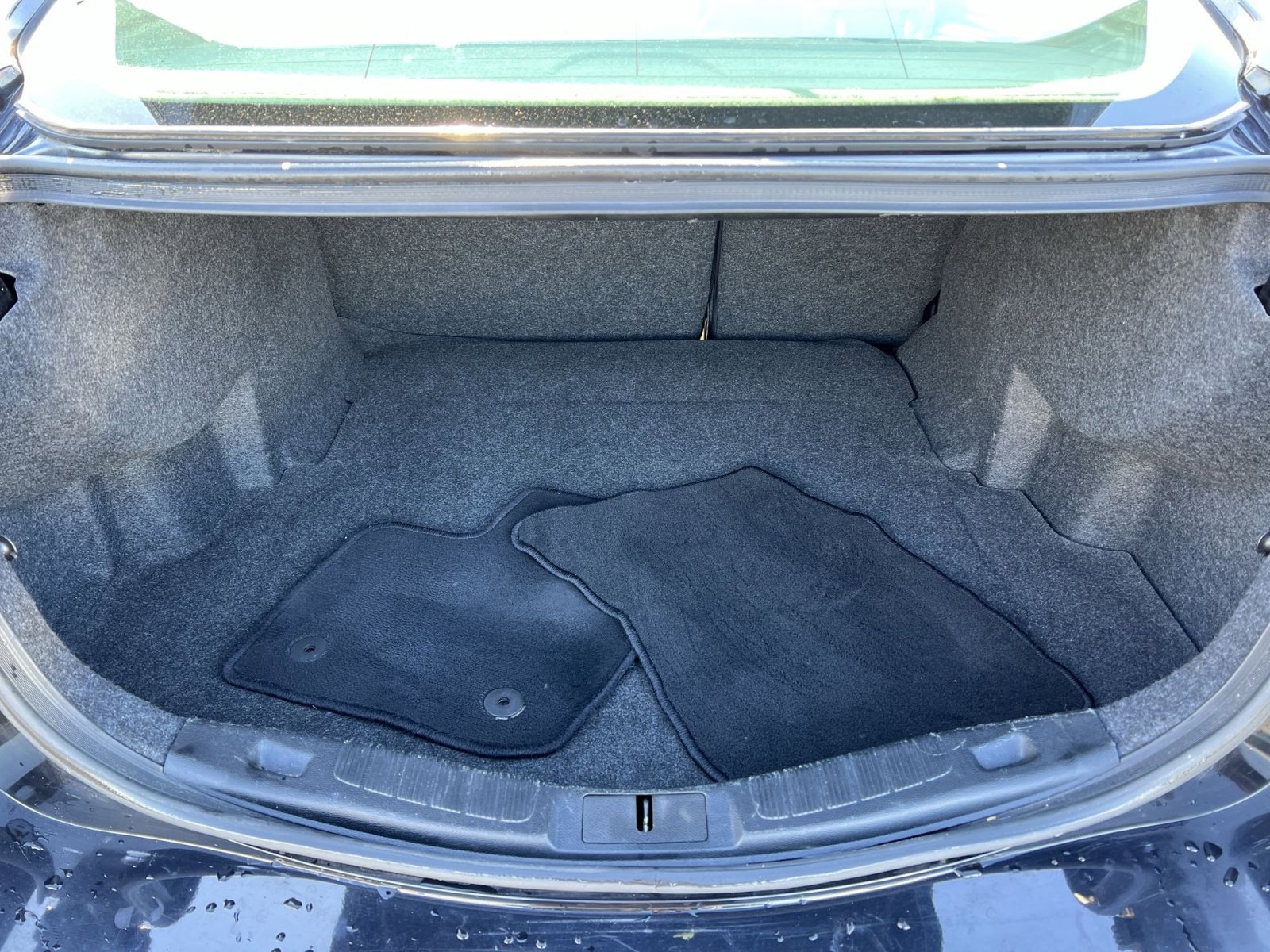 Used 2020 Ford Fusion SE image 24