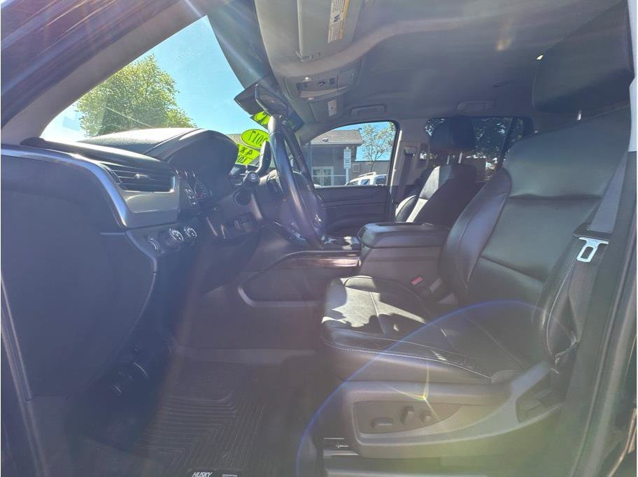 Used 2017 Chevrolet Tahoe LT w/ Z71 Midnight Edition image 14