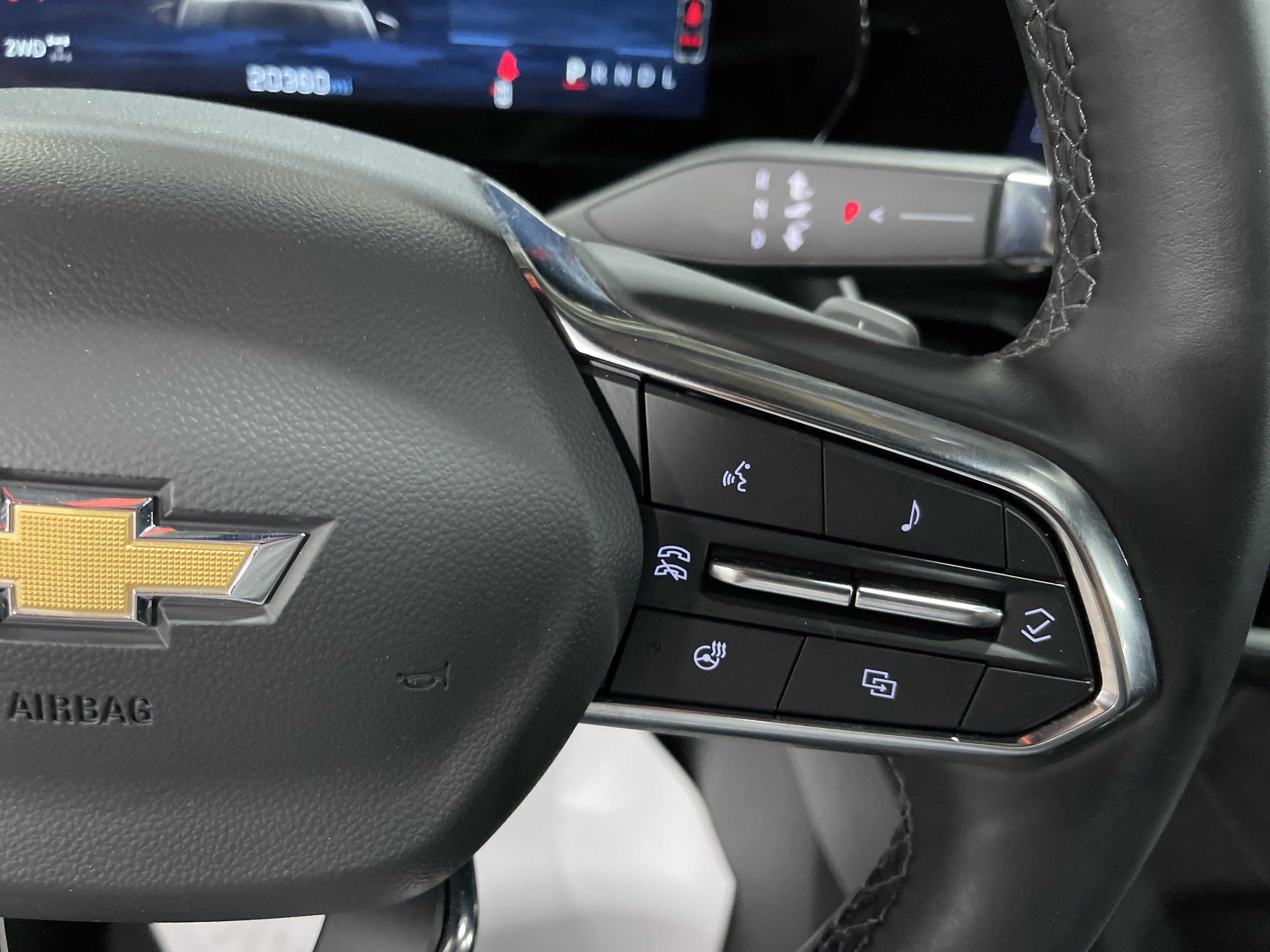 Used 2025 Chevrolet Equinox LT image 19