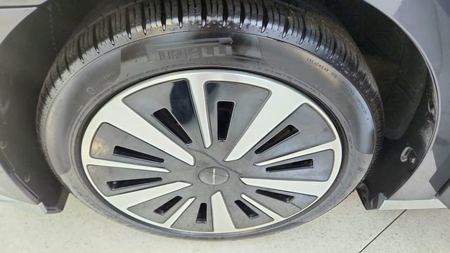 Used 2024 Lucid Air Pure RWD image 60