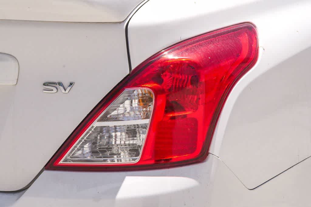 Used 2017 Nissan Versa SV FWD image 10
