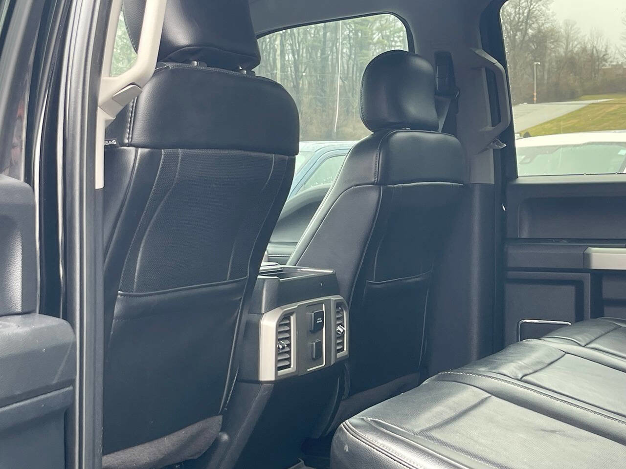 Used 2017 Ford F250 Lariat w/ Lariat Value Package image 33