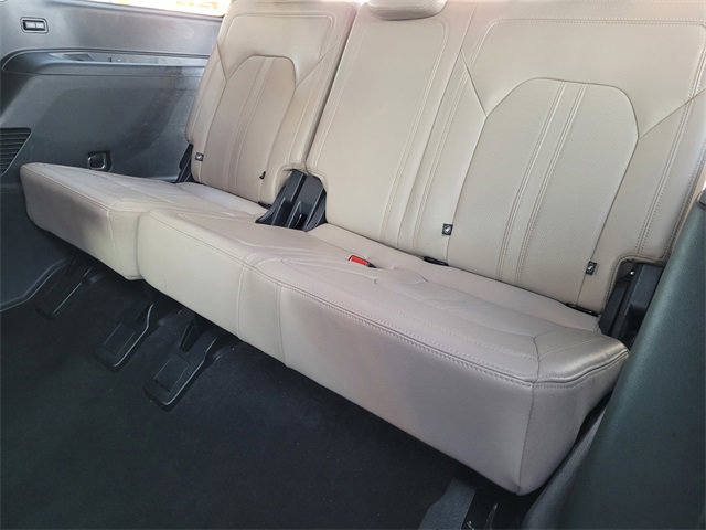 Used 2023 Ford Expedition Limited image 18
