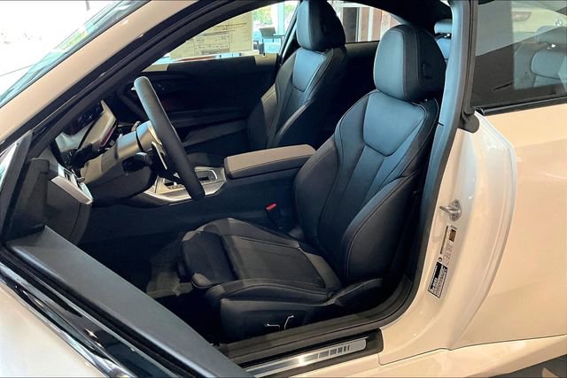 New 2026 BMW 230i Coupe w/ M Sport Package RWD image 9