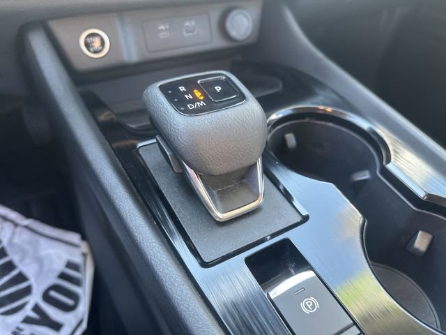 Used 2023 Nissan Rogue SV w/ SV Premium Package image 25