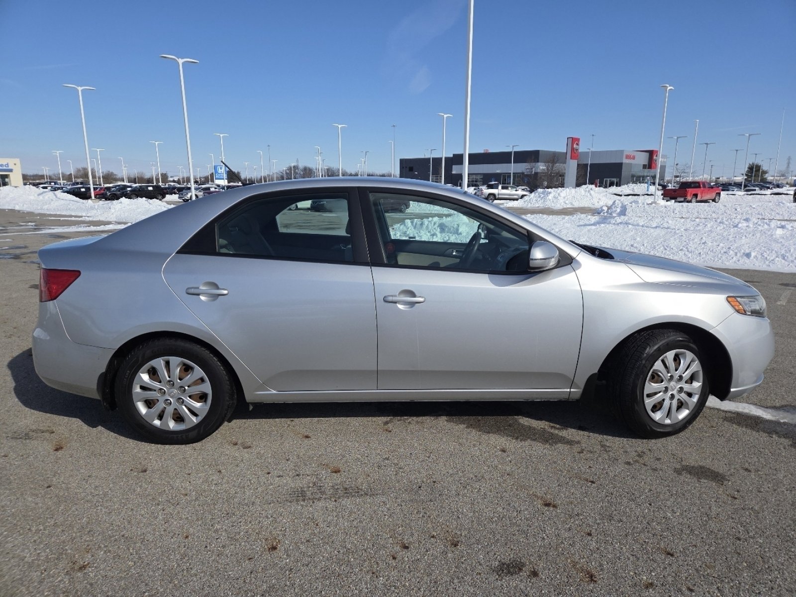 Used 2013 Kia Forte EX image 15