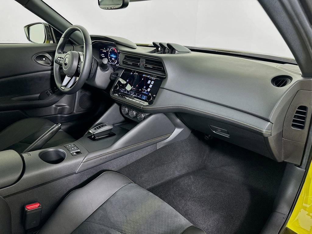 Used 2023 Nissan Z w/ Floor Mat Package (L93) RWD image 26