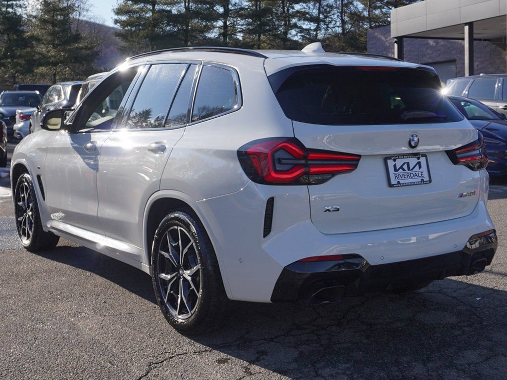 Used 2024 BMW X3 M40i w/ Premium Enhanced Package image 11