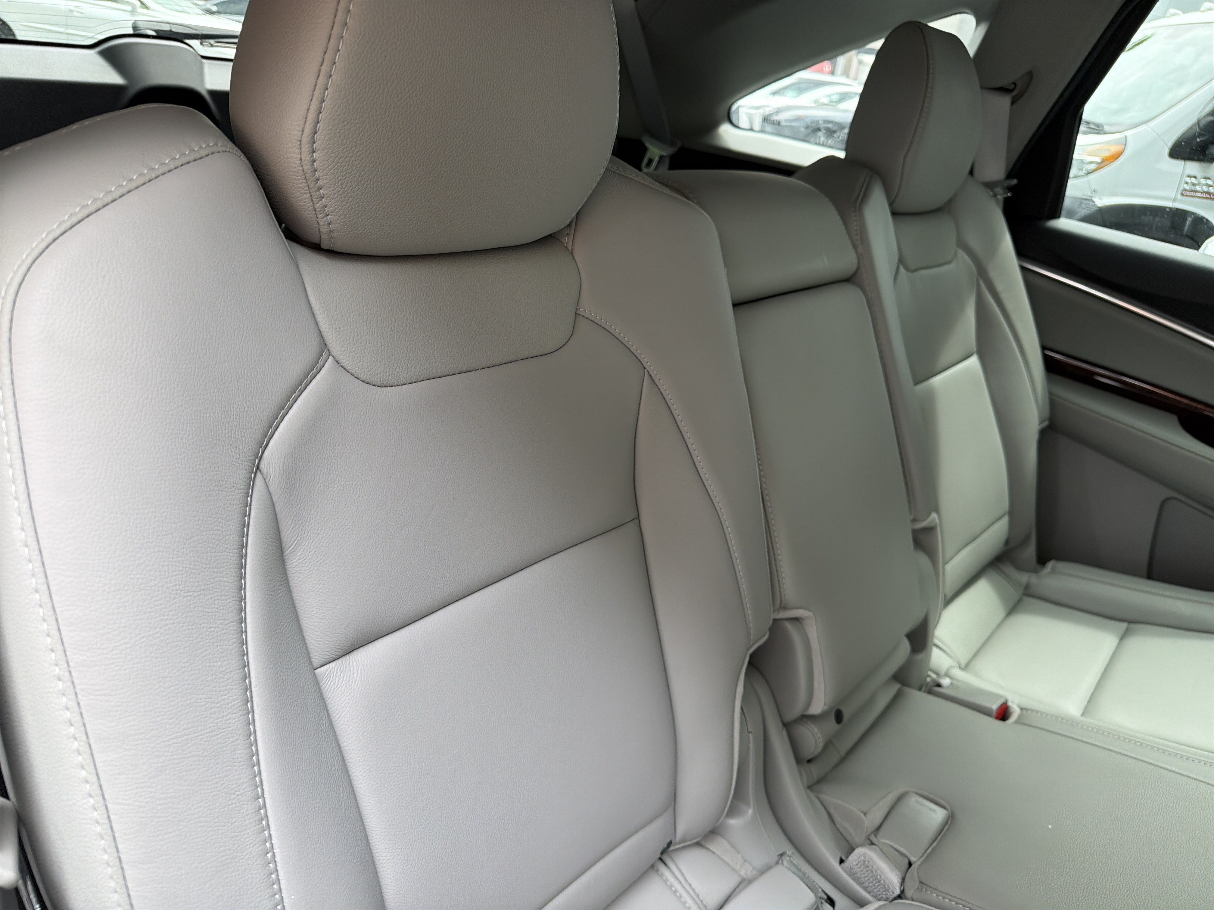 Used 2020 Acura MDX SH-AWD image 39